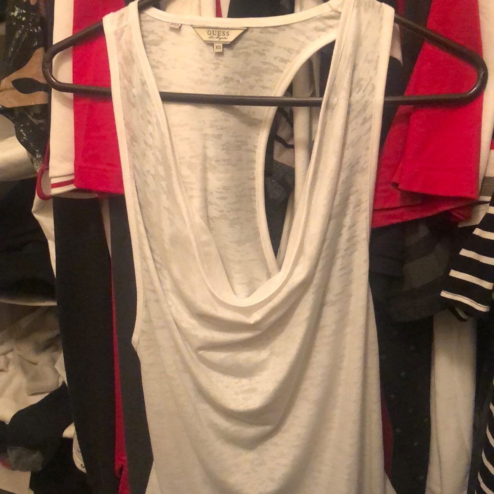 Guess top